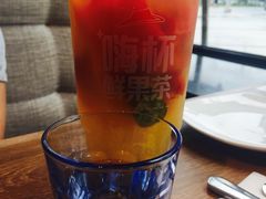 -必胜客(WOW中央公园店)