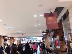 店内环境-东荟城名店仓