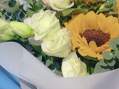 -玫瑰之约(花之语鲜花店)