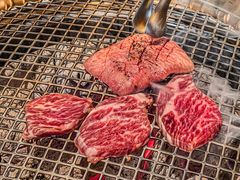 -铭牛烧肉·和牛海鲜自助(高新月牙湖店)