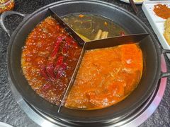 -渝里重庆火锅(航天城店)