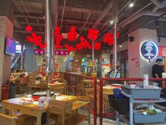 大堂-么肆烤肉·中式自助·烤肉大排档(街道口季佳PAI店)