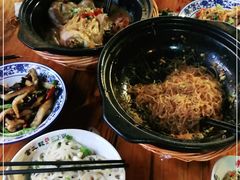 -富正毅三下锅·湘西韵味(天门山索道店)