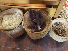 -屋里饭菜·湘菜馆(火车站店)