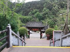 -楠柏弯休闲山庄(梨花溪店)