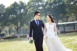 -太郎花子婚纱摄影艺术中心