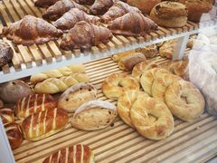 -焙丽拾光(麦凯乐直营店)