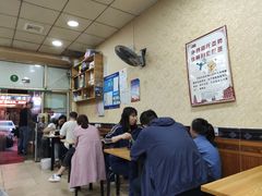 大堂-巧酱府重庆砂锅大全