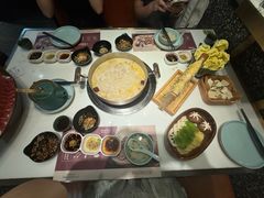 -洪氏嗨捞·猪肚鸡火锅(阳光天地店)
