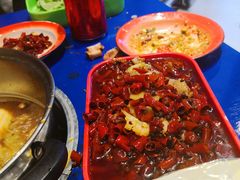 -马路边边火锅串串(观前街店)