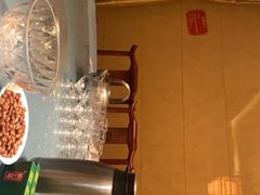 -新一家农家菜(华景新城店)