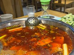 -肖肖酸萝卜鱼火锅(总店)
