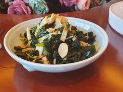 净拌裙带菜-渔公码头·九龙湾国际饭店