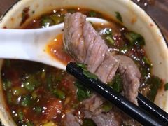 生牛肉-乡土黄·鲜牛肉火锅·小龙虾(兴业街店)
