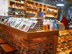 -猫的天空之城概念书店(印象城购物中心店)
