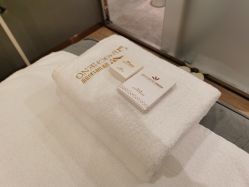 -香港倾城国际·美容美体中心