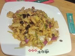 -咱屯子铁锅炖直营店(保利店)