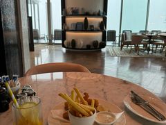 -瑰丽酒店·海吧·天际下午茶·现场DJ·天台酒吧