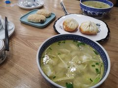 老城门泡泡馄饨-老苏州大客堂·苏帮菜·松鼠桂鱼·苏州传统小吃(观前街人民商场店)