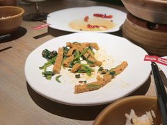 -耶里夏丽·新疆菜·28年喀什老馆(田林东路店)
