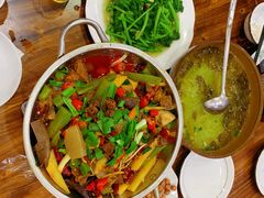 -乡土特色.冷锅鱼.牦牛肉汤锅