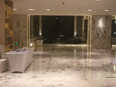-上海漕河泾万丽酒店
