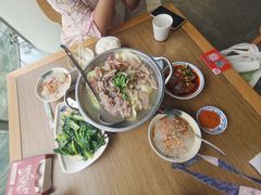 -肖四女乐山跷脚牛肉(世博源店)