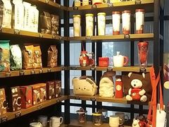 面包甜点陈列柜-星巴克(北京中化大厦店)