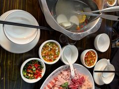 -顺水湾·牛肉牛杂火锅(驾鹤店)