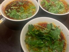 -万记麻辣烫国展总店