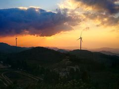 -齐岳山