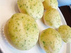 侨乡葱蓉包-神仙馆(衡山路店)