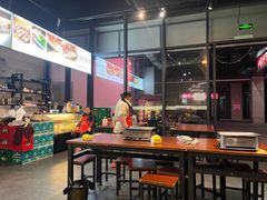 -764厂烧烤总店