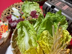 -潮汕·草根牛肉档(上海荟聚城市集市店)