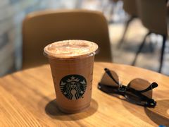红茶鸳鸯拿铁-星巴克臻选(湖滨道店)