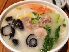 -云海肴·汽锅鸡·云南代表菜(天山百盛优客店)