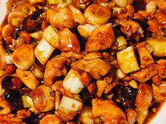 宫保鸡丁-孔记酱骨手擀面(三道街店)