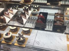 -红跑车蛋糕世界(清江路店)