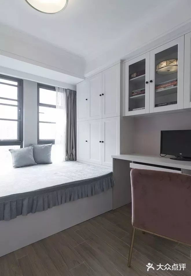 今日分享简单吊顶超大气，个性背景墙超高级