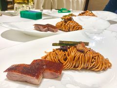 荔枝木烧鹅葱油拌面-誉珑轩