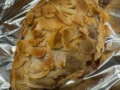 -VERIE BAKEHOUSE