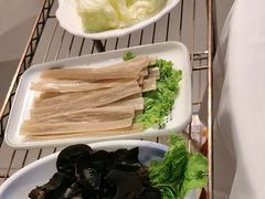 -天宜隆蘑菇宴火锅(石景山旗舰店)