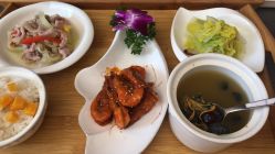 -卓玥国际月子会所(罗山路店)