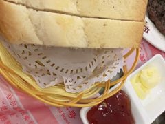-华梅西餐厅(哈尔滨中央大街店)