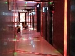 -糖潮量贩KTV(高新万达广场店)