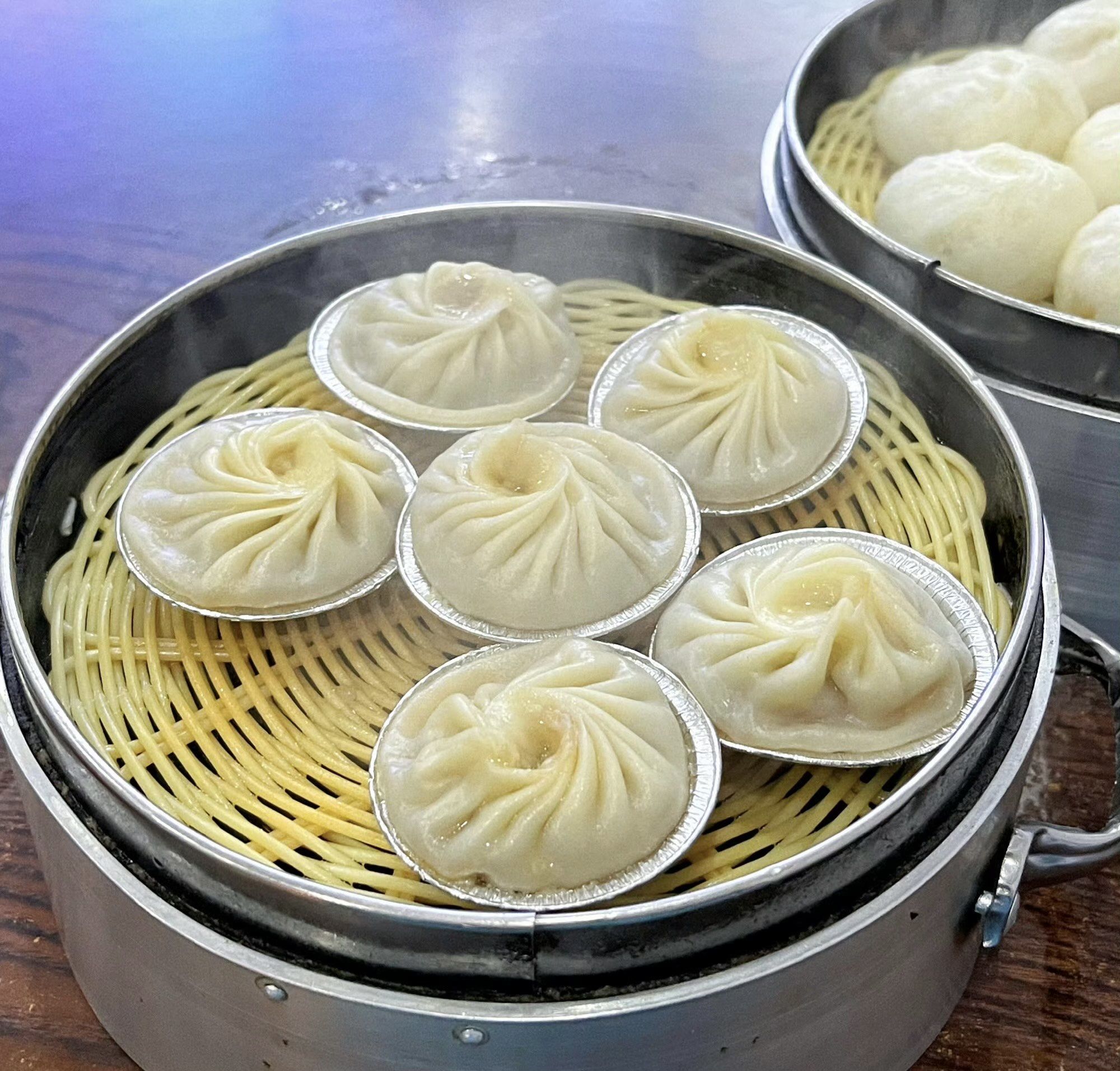 个人是十分十分喜欢的[色]
#我的美食日记 #小笼包 #灌汤小笼