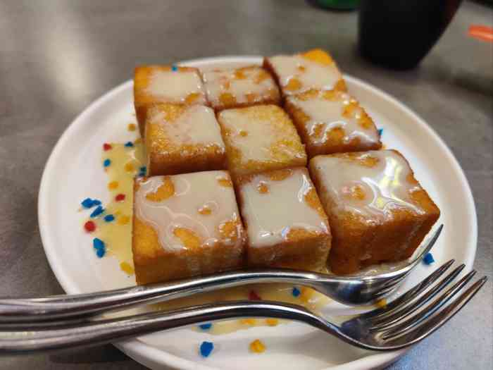 甲九号(世贸天阶店"港式茶餐厅,是过一段时间就会惦记.想吃烧.