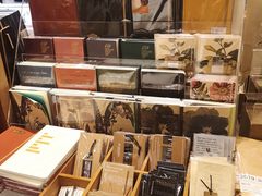 -诚品(信义店)
