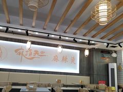 -港澳广场购物中心