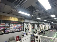 -拳力汇散打搏击泰拳俱乐部(绿地缤纷城店)